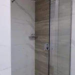 Flori Apartmán *