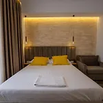 아파트 Flori Sarandë