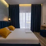 Flori * Sarandë