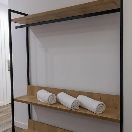 Flori Apartment