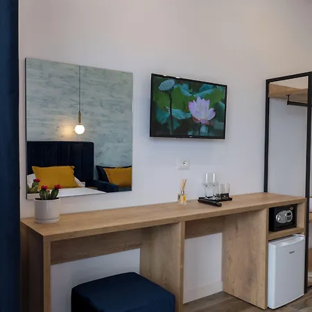 Apartment Flori *